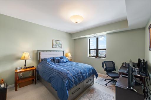 100 3rd Avenue S, 2604, Minneapolis, MN 55401
