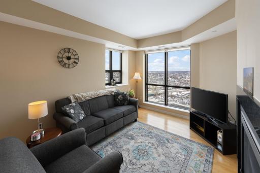100 3rd Avenue S, 2604, Minneapolis, MN 55401