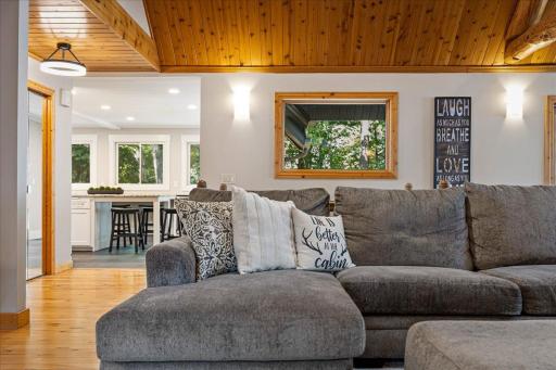9286 Edgewater Circle S, Pequot Lakes, MN 56472