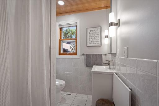 9286 Edgewater Circle S, Pequot Lakes, MN 56472