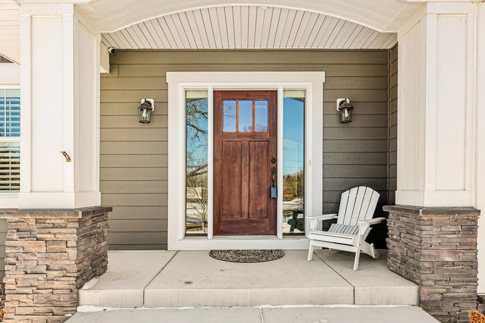 3-web-or-mls-Cutacross Rd-S2901-003.jpg