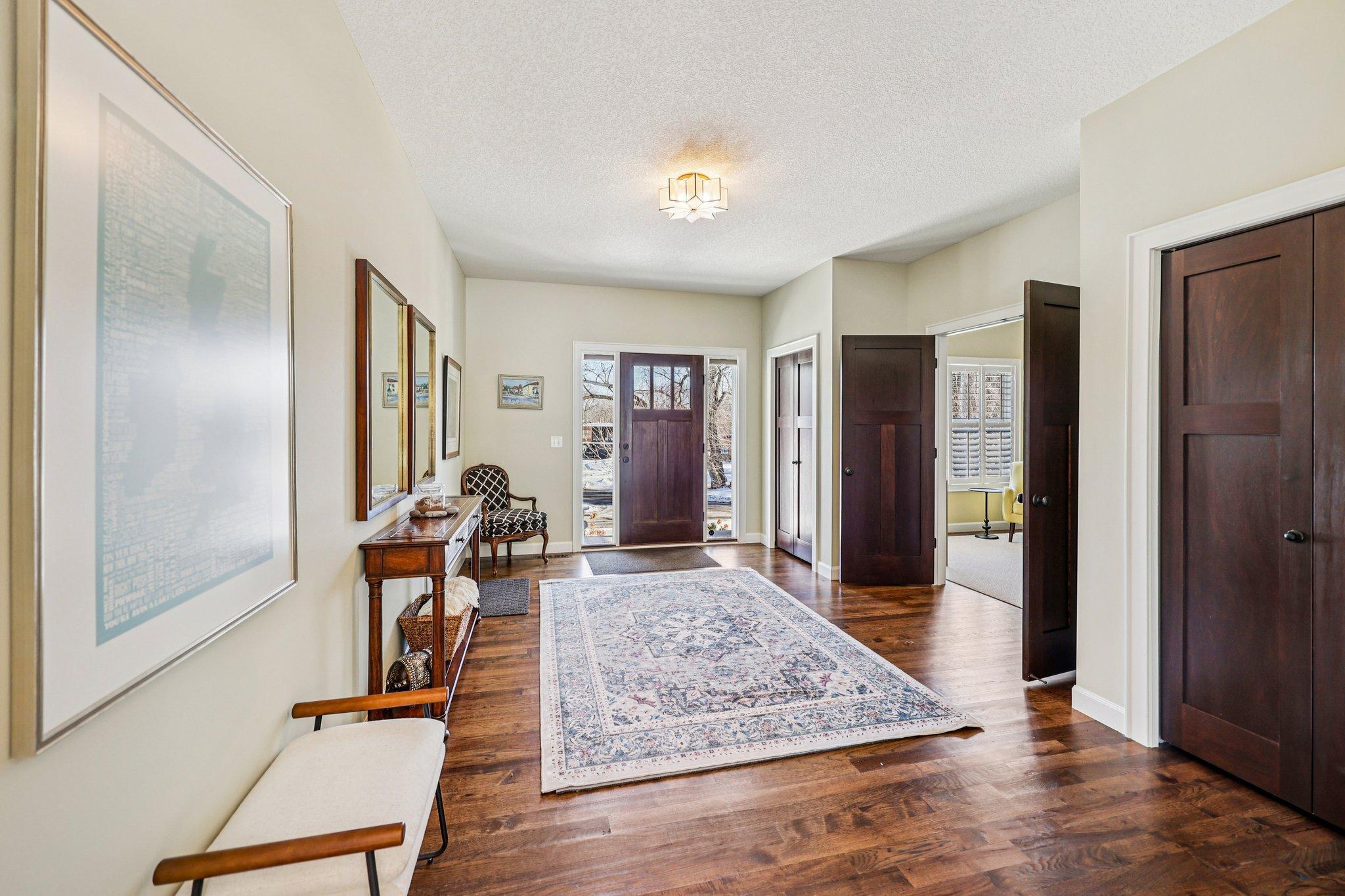 4-web-or-mls-Cutacross Rd-S2901-004.jpg