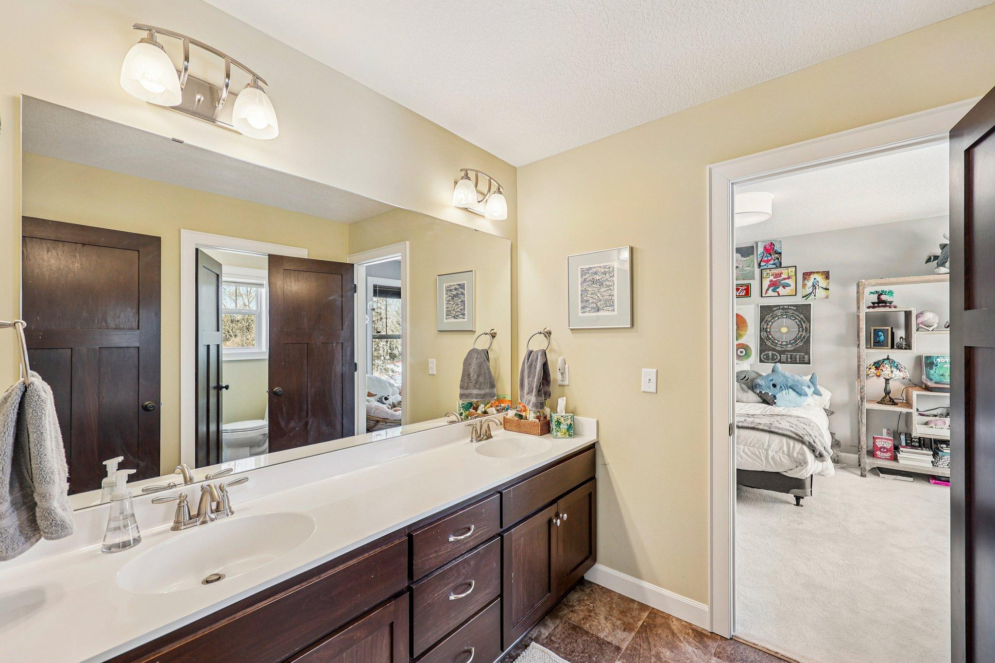 28-web-or-mls-Cutacross Rd-S2901-028.jpg