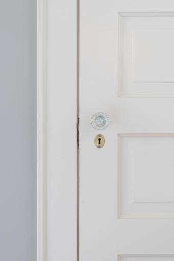 Even the details tell a story. Original character, timeless craftsmanship, and hardware you simply donât find in newer construction anymore. ?