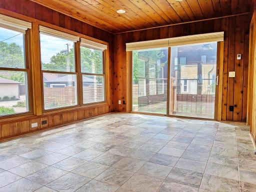 1515 California Street NE, Minneapolis, MN 55413