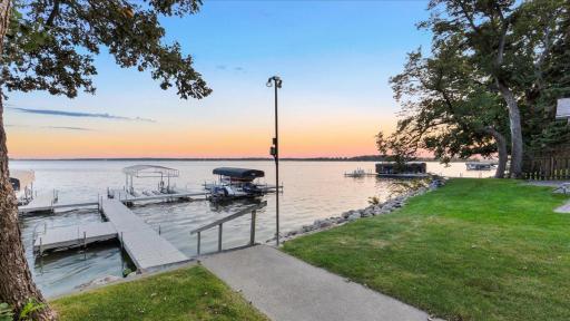 1744 Old Cty Road 120 NE 3 steps from the water -