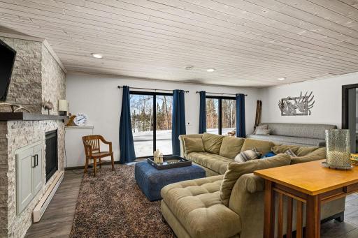 5524 Driftwood Estates Road, Duluth, MN 55803