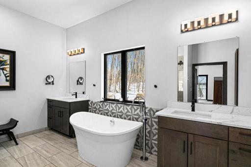 5524 Driftwood Estates Road, Duluth, MN 55803