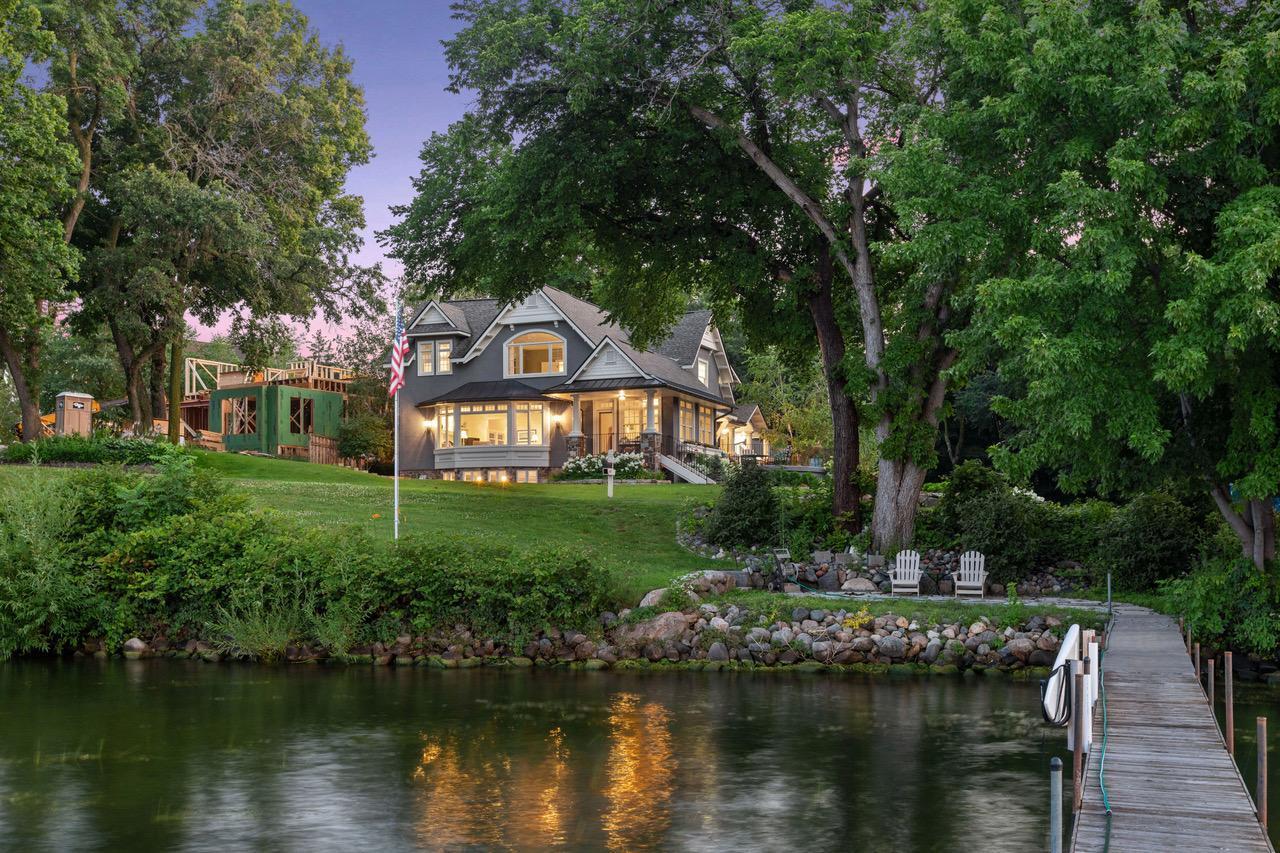 Lake living at is finest