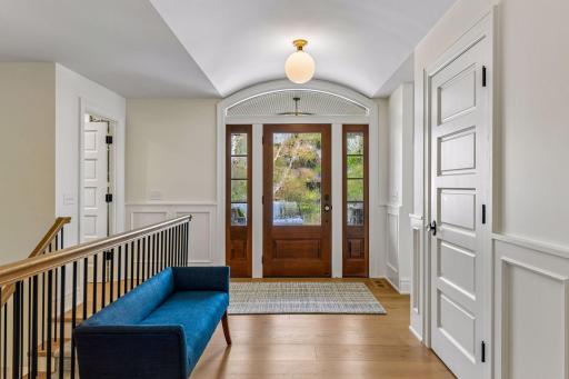 2442 Lafayette Road, Wayzata, MN 55391
