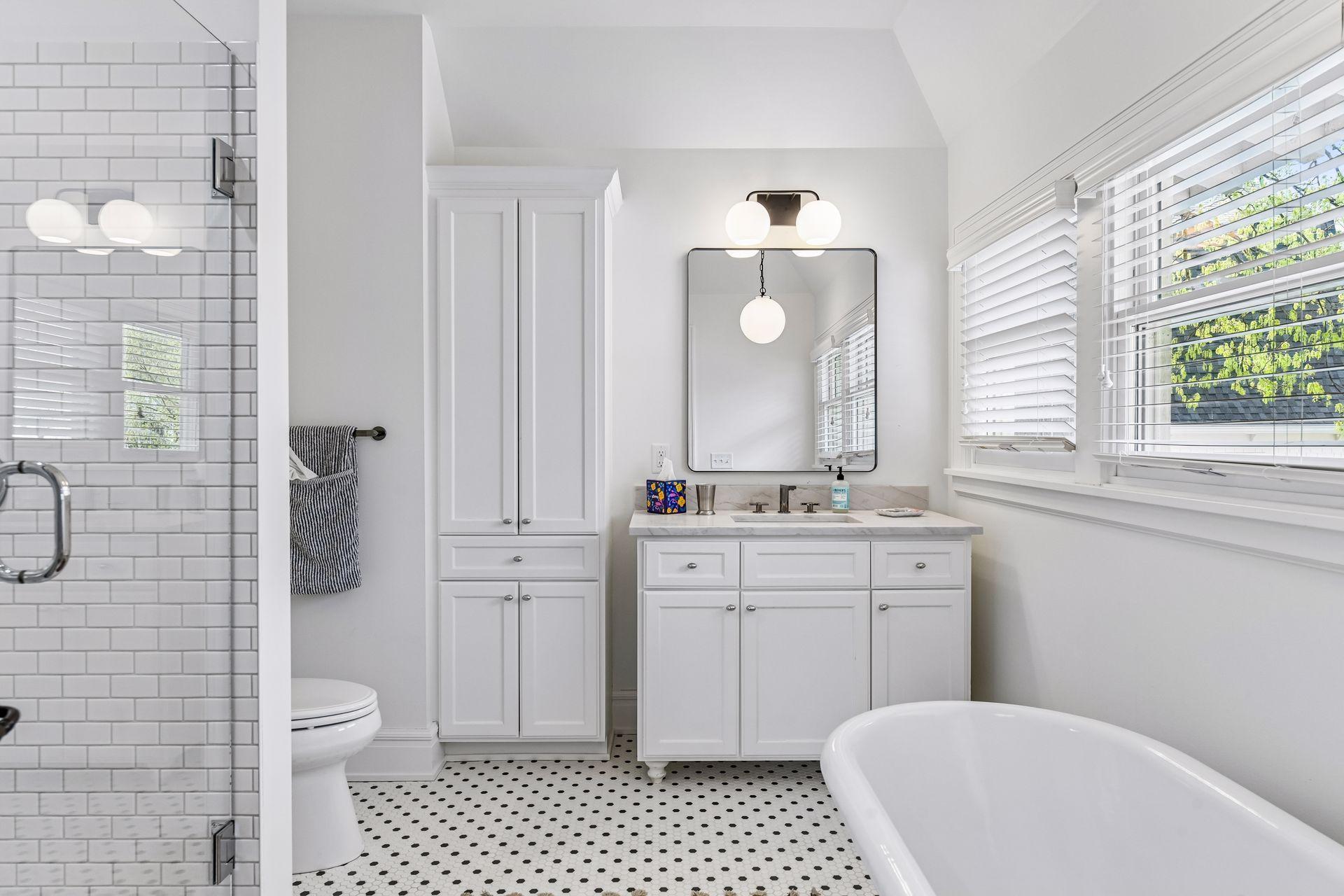 Bathroom attached to bedroom 2, new new tile floor