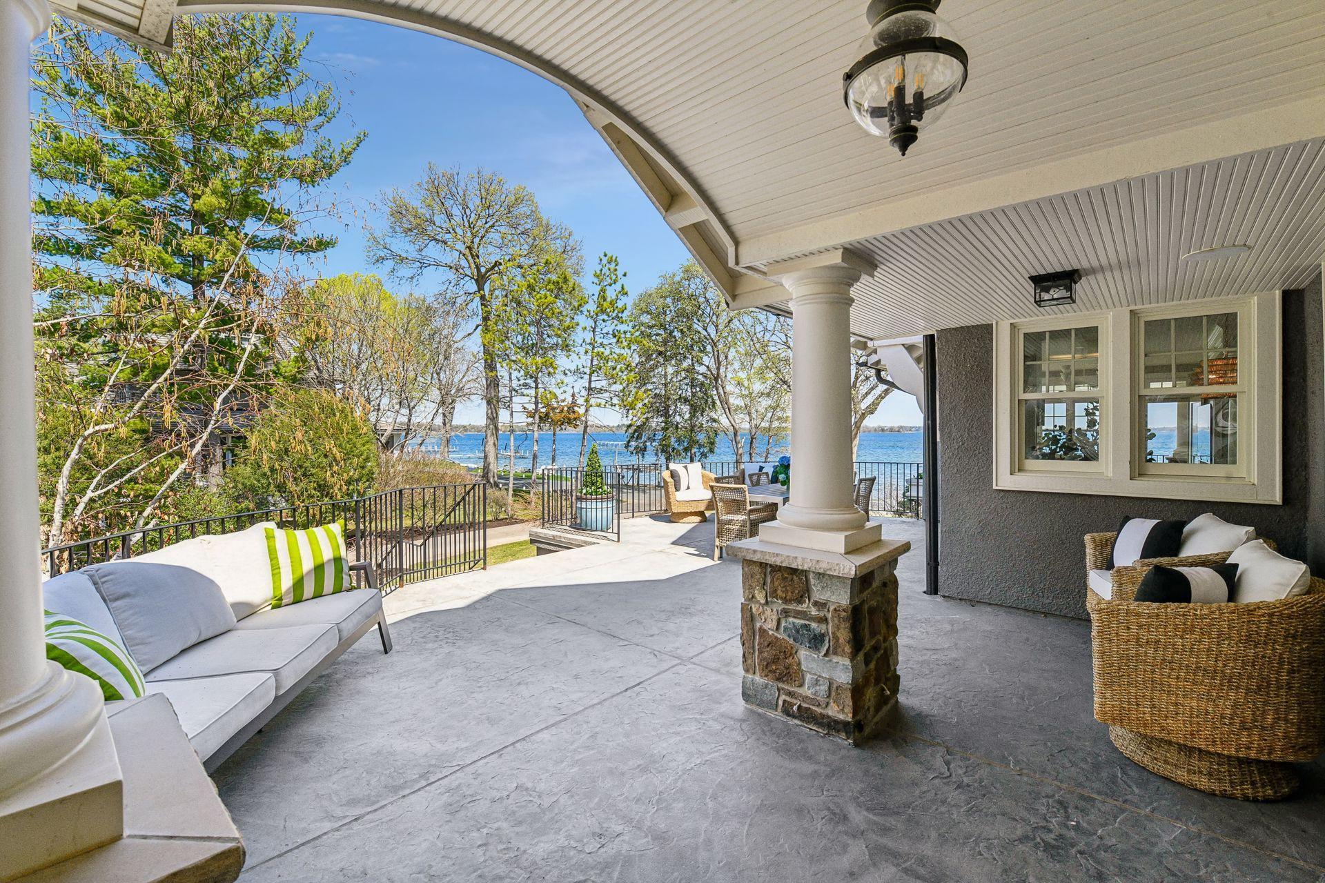 Large patio with elevated views to the lake