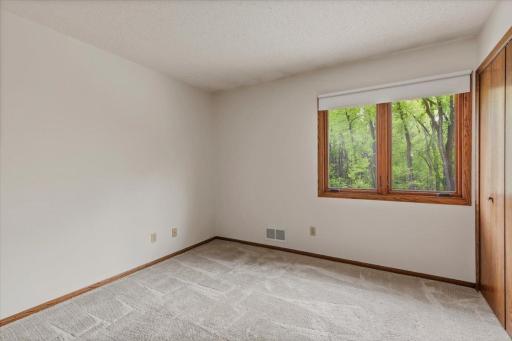 175 W Kraft Road, Saint Paul, MN 55118