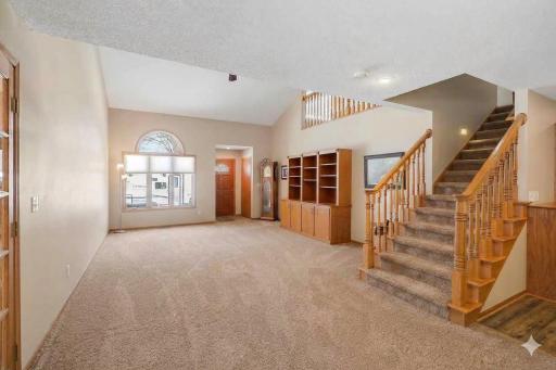 unfurnished living room.jpg