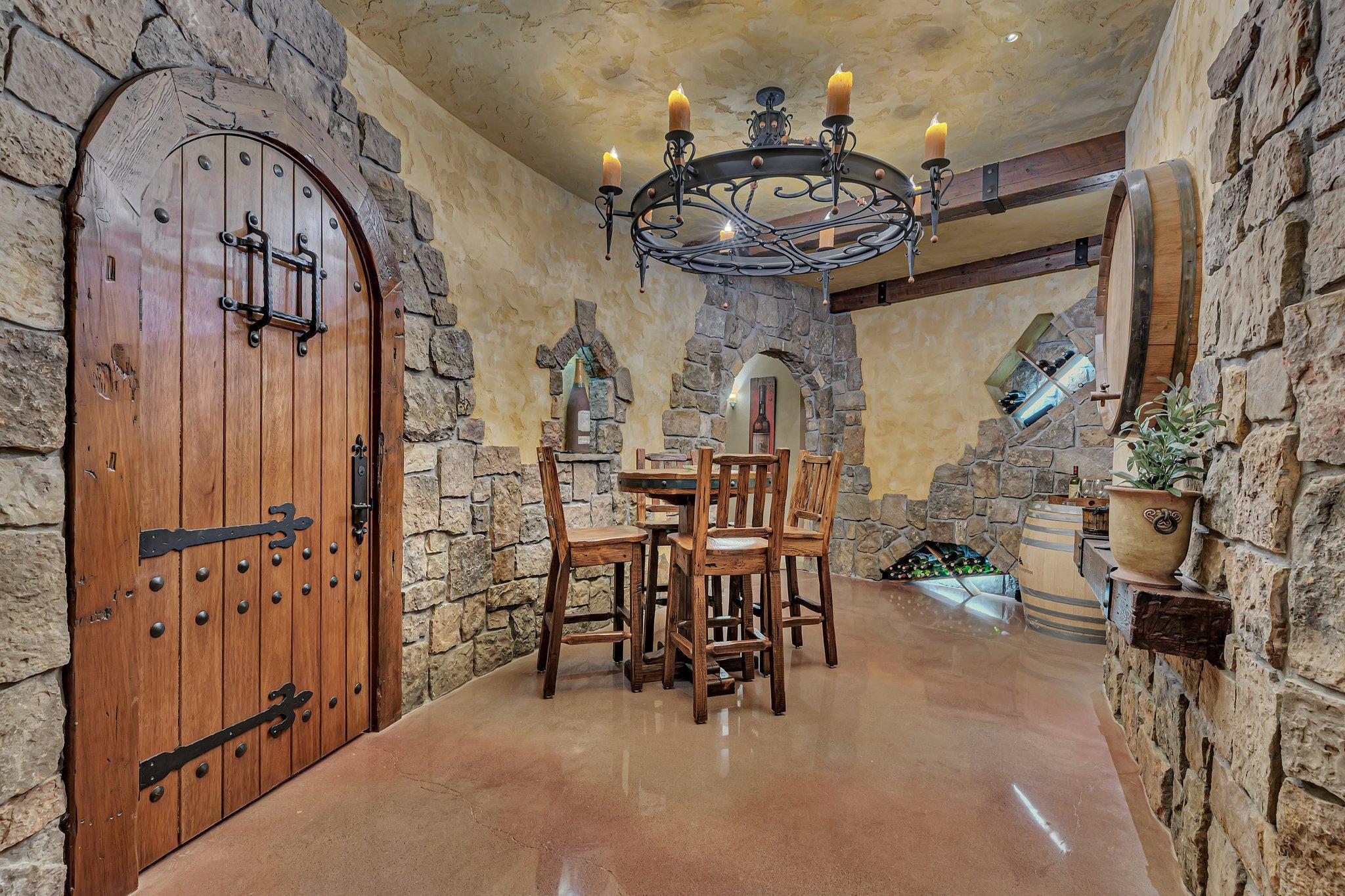 No details spared here!