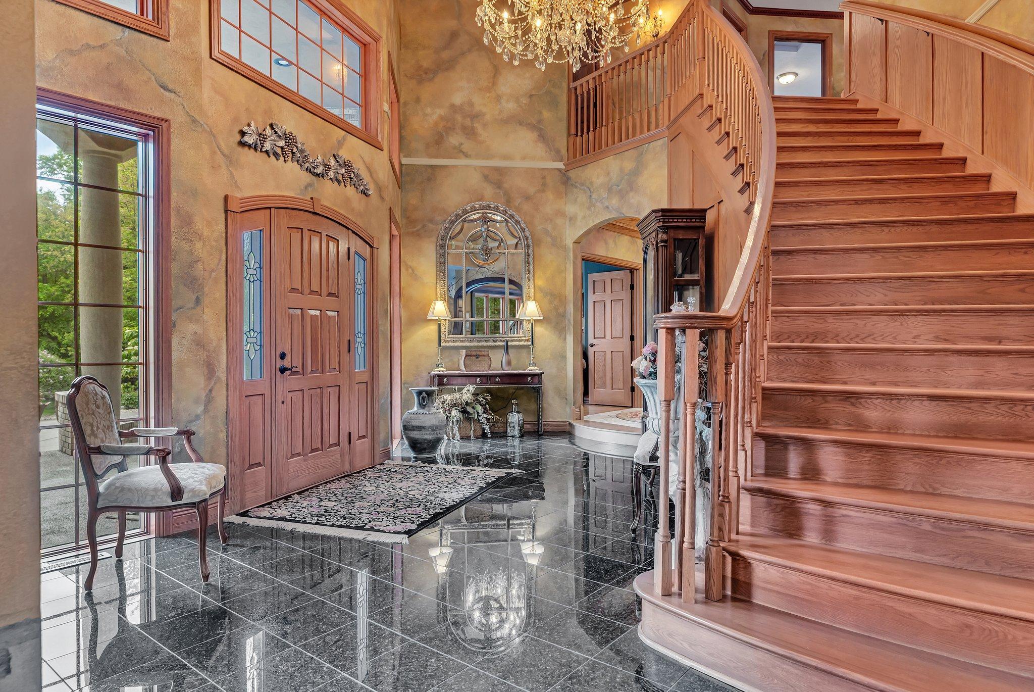 Grand Foyer!