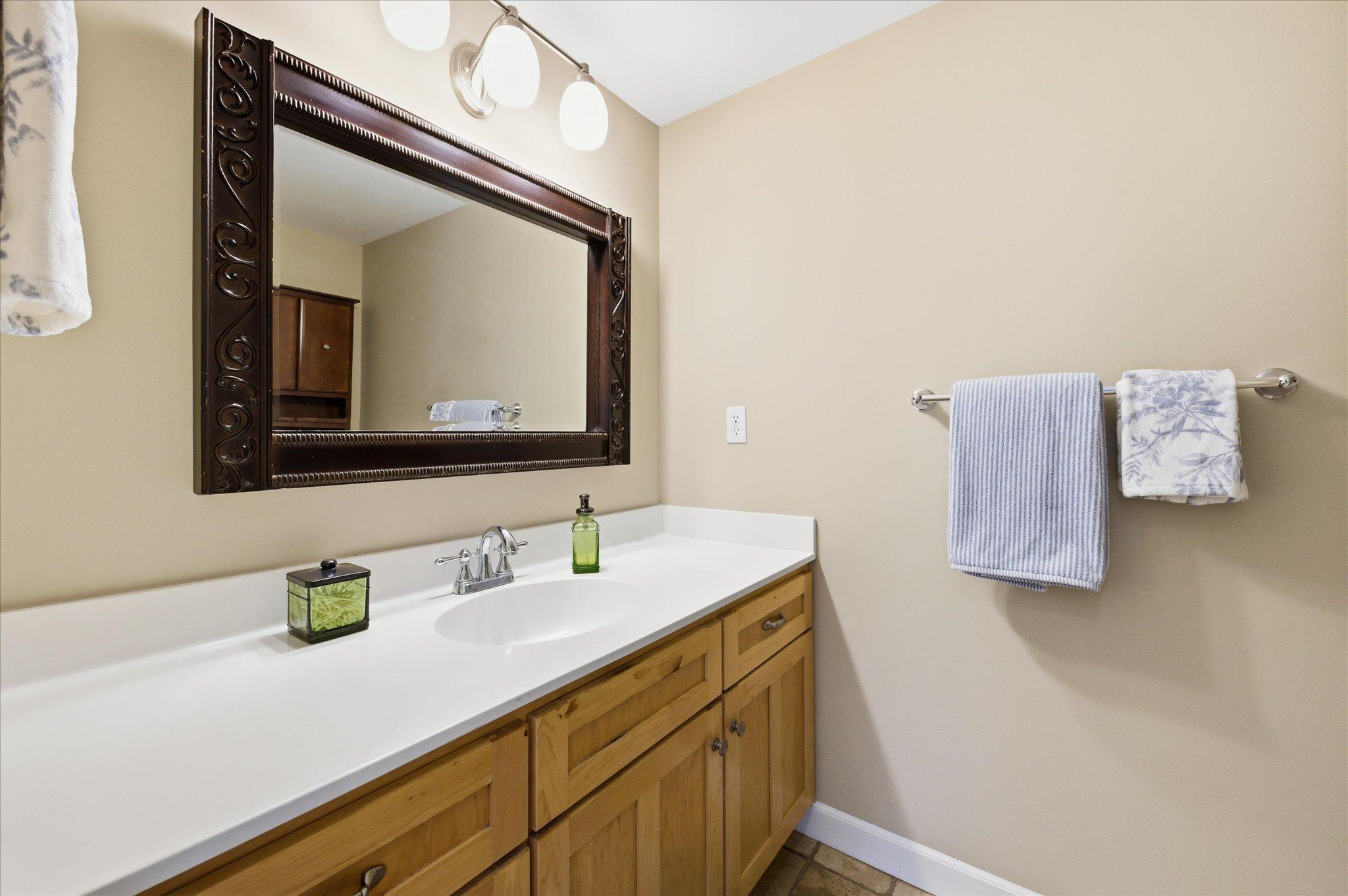 28-5216 Logan Ave S [2958851]- 028.jpg