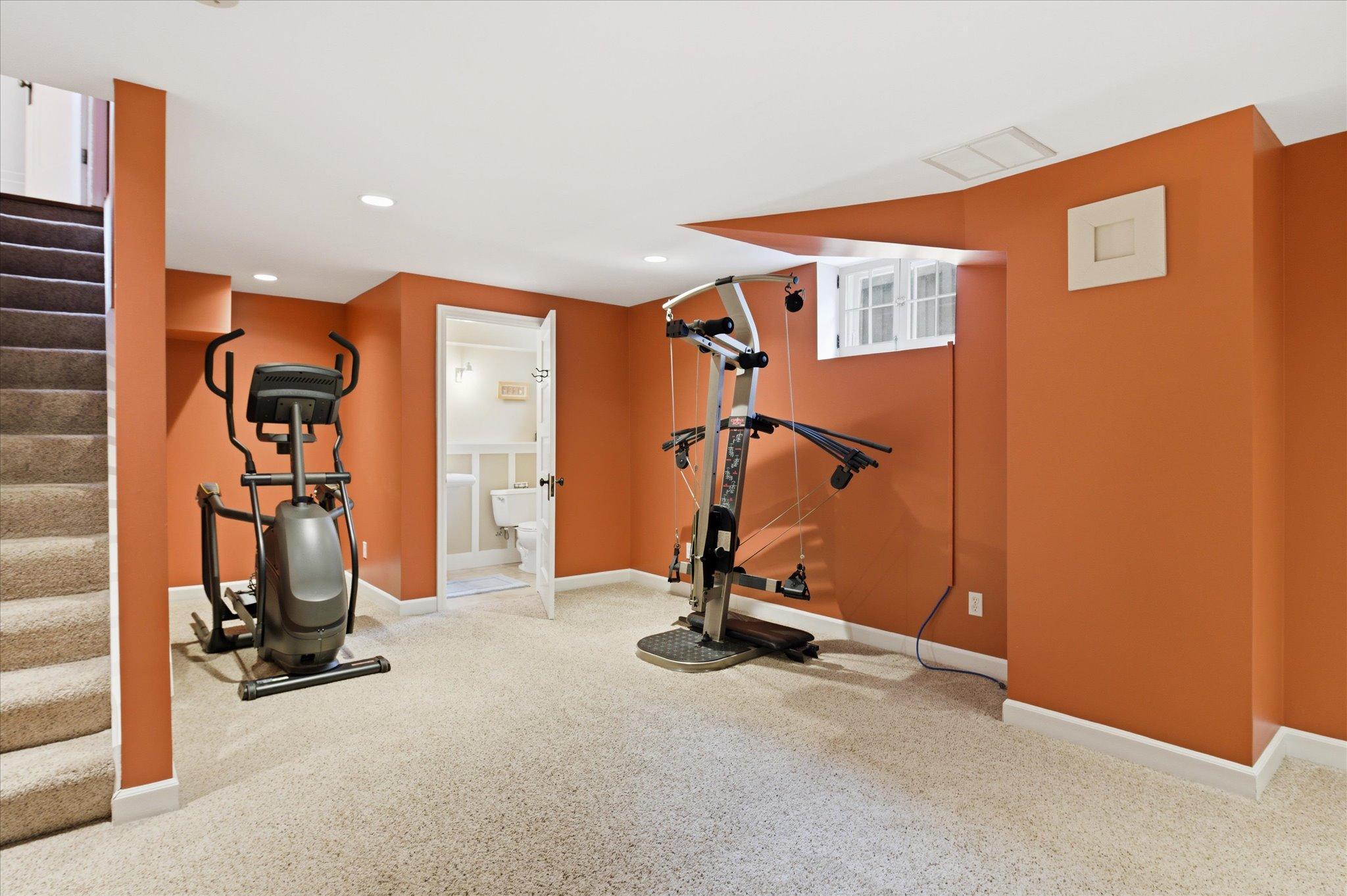 39-5216 Logan Ave S [2958851]- 039.jpg