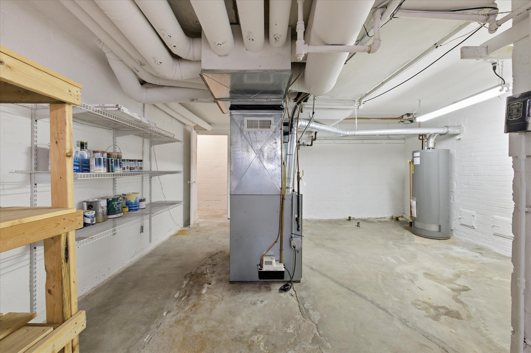 43-5216 Logan Ave S [2958851]- 043.jpg