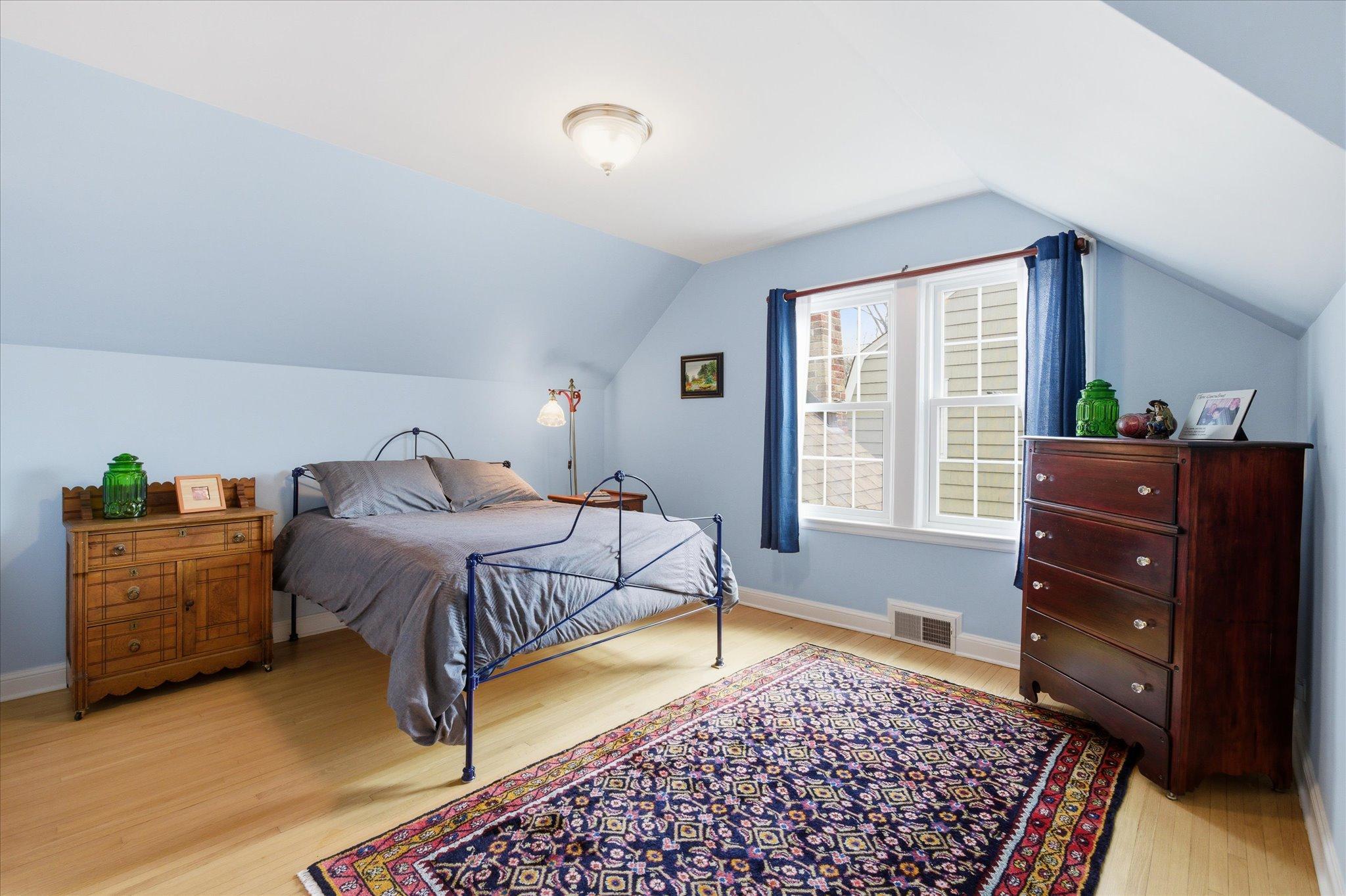 35-5216 Logan Ave S [2958851]- 035.jpg