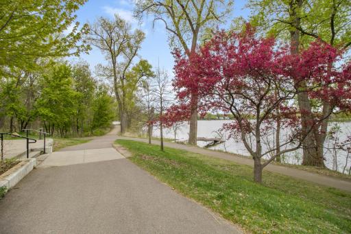 2036 Cedar Lake Parkway, Minneapolis, MN 55416