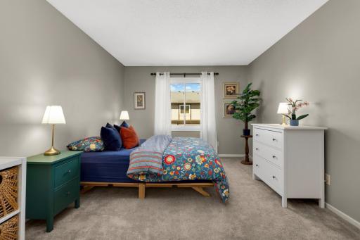 9273 Dartford Road, Woodbury, MN 55125