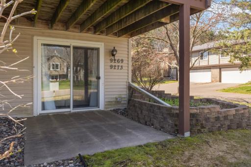 9273 Dartford Road, Woodbury, MN 55125