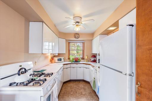 1128 Wienzel Point Road, Nisswa, MN 56468