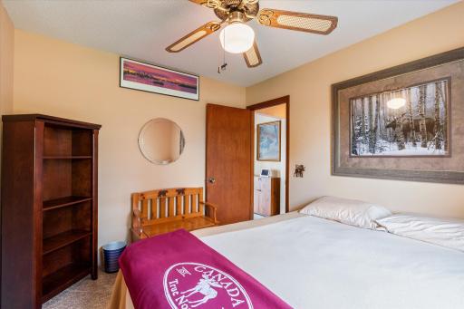 1128 Wienzel Point Road, Nisswa, MN 56468