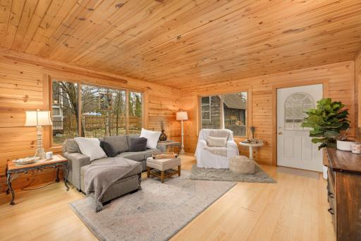 1580 Ramada Avenue S, Lakeland, MN 55043