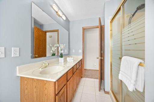 Great double sink vanity with tons of cabinet space.