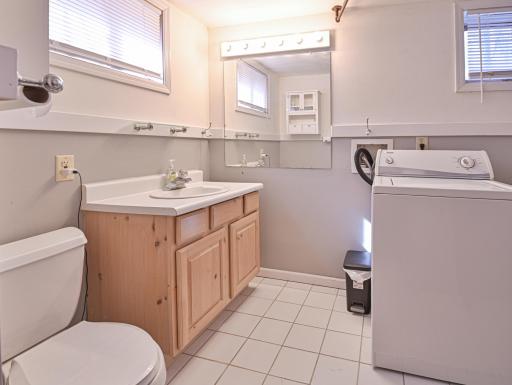 722 9th Avenue N, Fargo, ND 58102