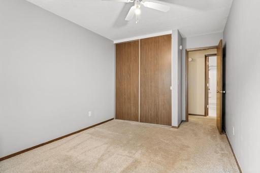 2011 E 122nd Street, D24, Burnsville, MN 55337