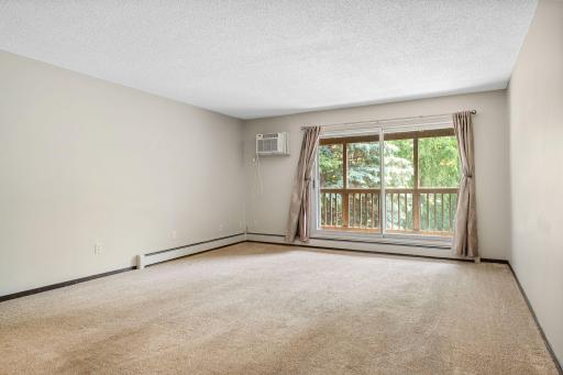 2011 E 122nd Street, D24, Burnsville, MN 55337