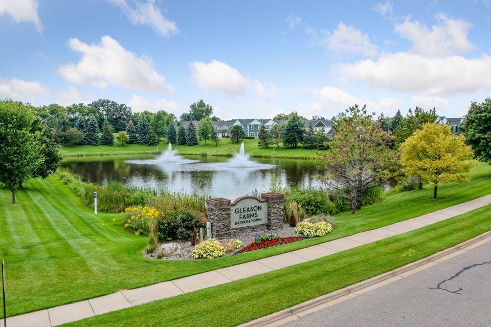 Welcome to Gleason Farms, a vibrant community with easy walkability to the new Gleason Ball Park, playgrounds, ice rinks and local business including Hy-Vee and the new Culver’s.