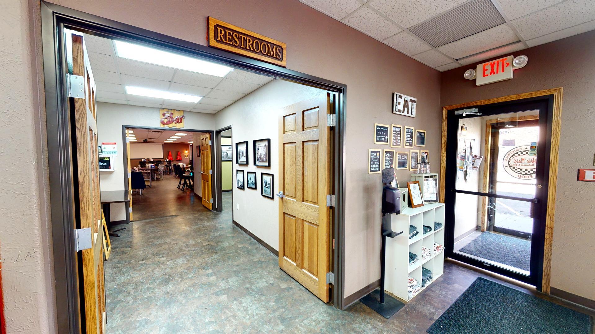 Restaurant Entry .jpg