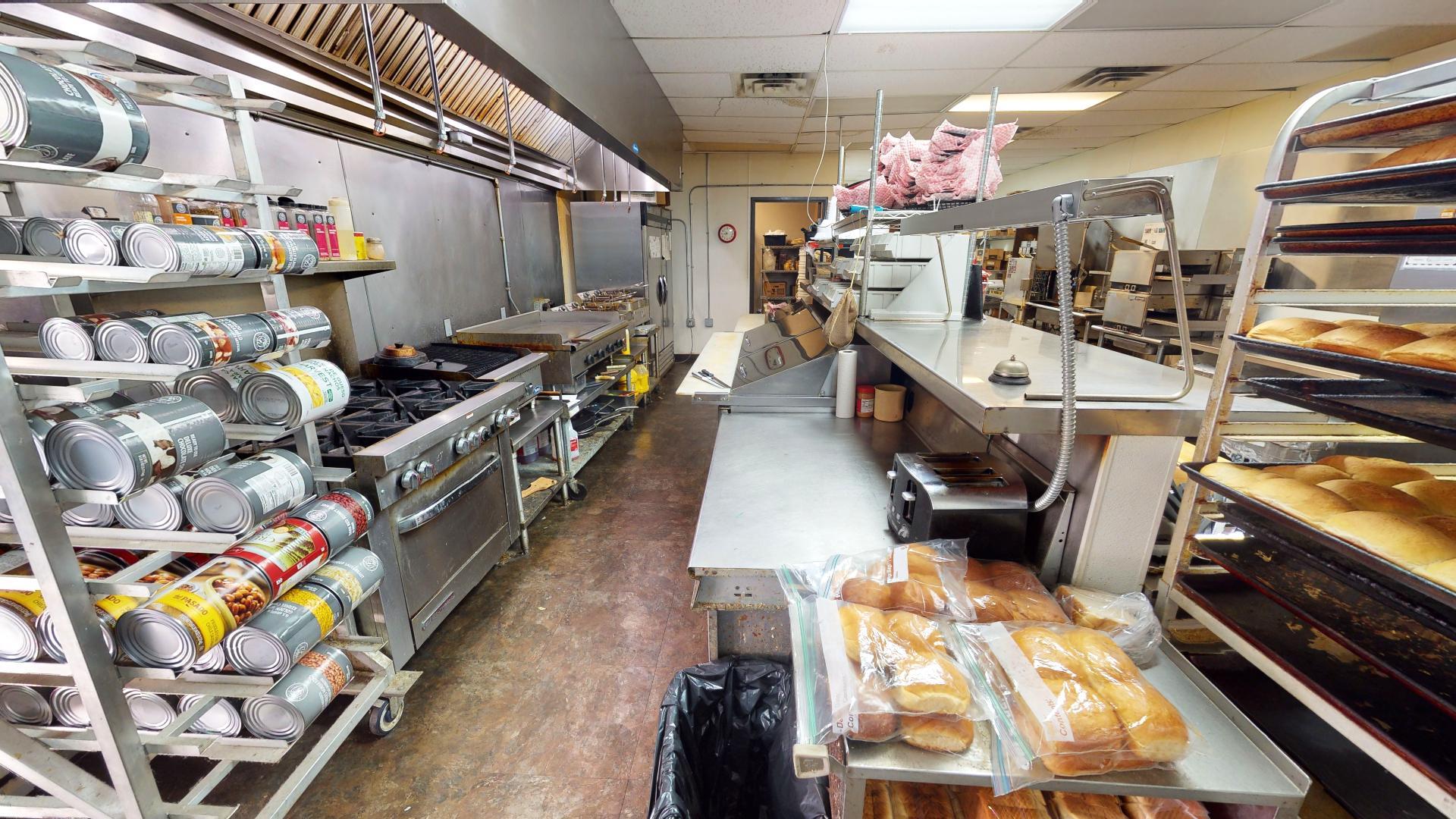Kitchen 9.jpg