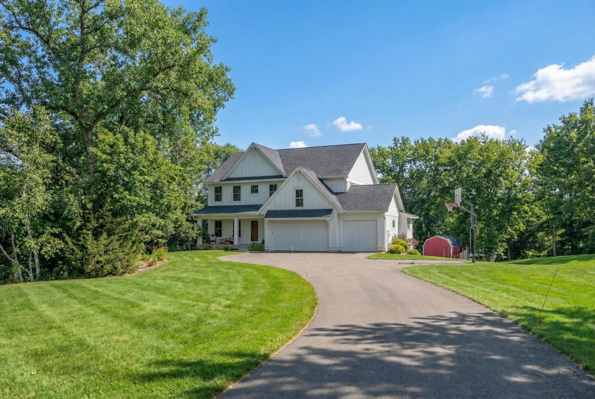 Large front / set back from street