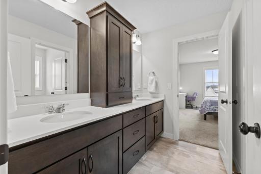 Jack & Jill bathroom will keep the peace on busy mornings!