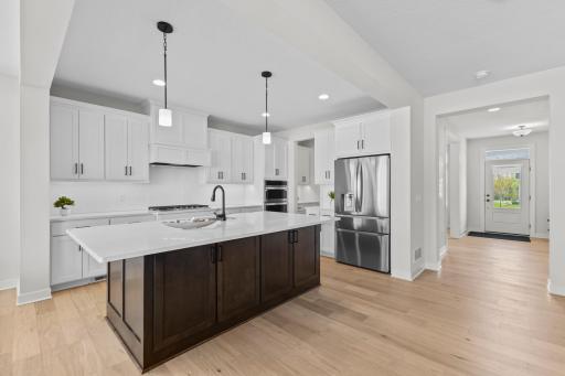 10122 Shadyview Lane N, Maple Grove, MN 55311