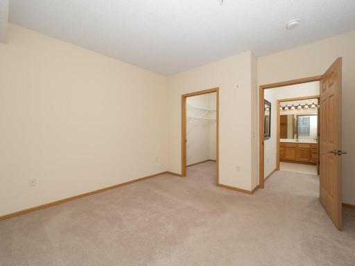 1900 Rush Lake Trail, 126, Saint Paul, MN 55112