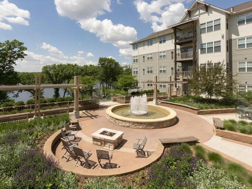 1900 Rush Lake Trail, 126, Saint Paul, MN 55112