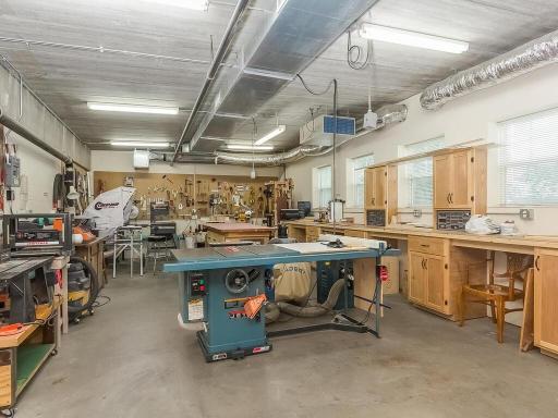 1900 Rush Lake Trl Apt 126 New Brighton MN 55112 USA-071-042-Workshop-MLS_Size.jpg