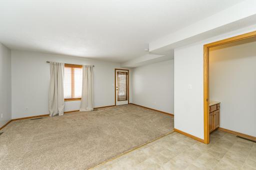106 2nd Avenue NE, C, Kasson, MN 55944