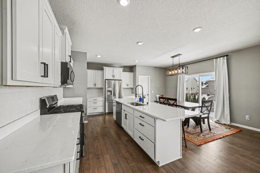 13998 Abbeyfield Avenue, Rosemount, MN 55068
