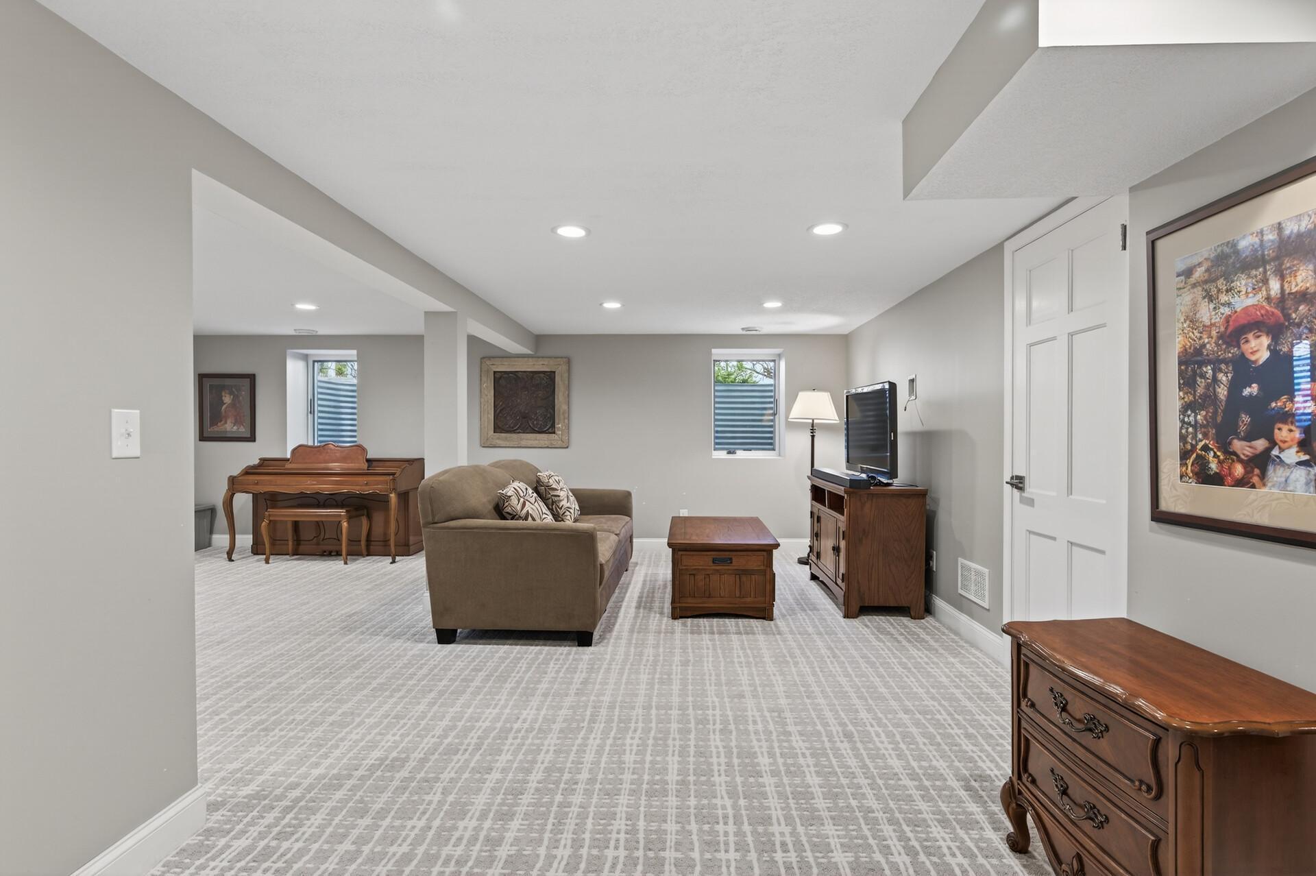 Wonderful and large family room