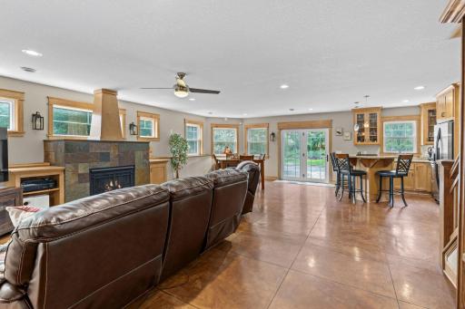 2818 134th Avenue NE, Andover, MN 55304