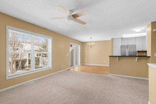 2209 St Johns Place, Woodbury, MN 55129