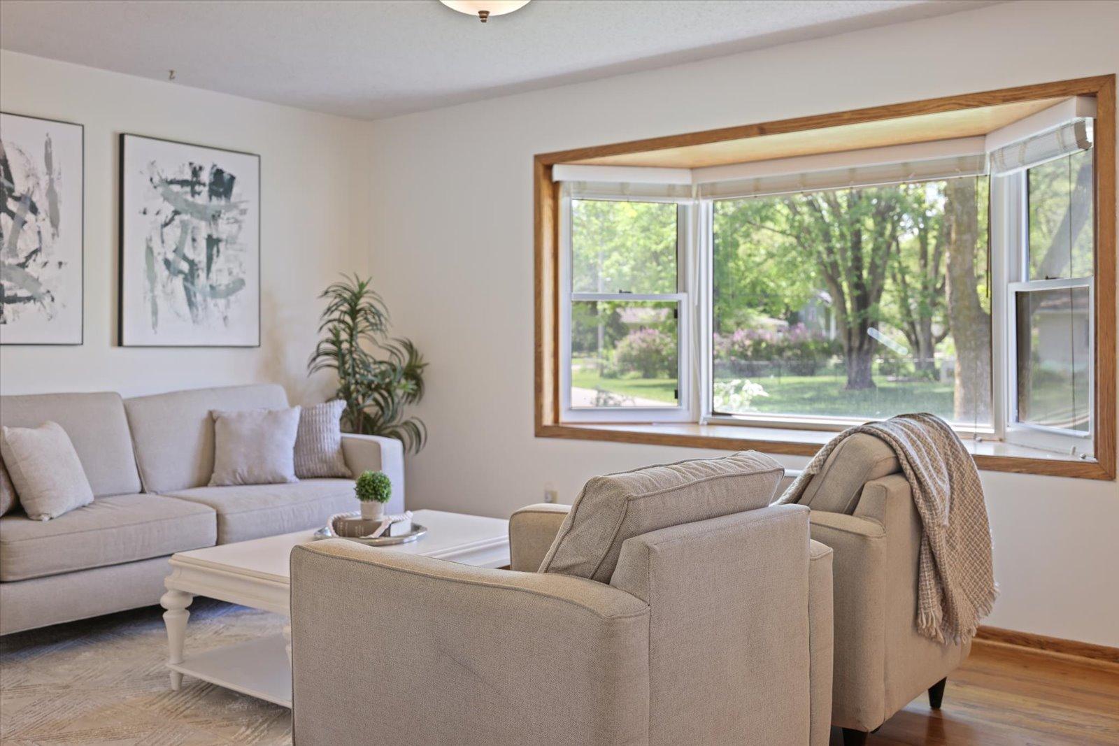 Front Living Room/Bay Window