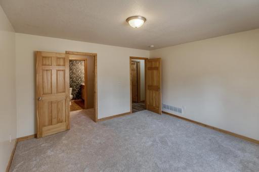31643 Harvest Road, Pequot Lakes, MN 56472